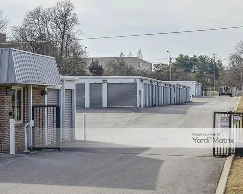 Secure Storage Units in Knoxville, TN